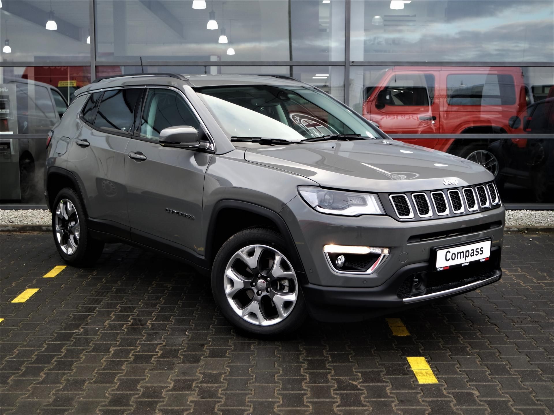 Jeep Compass Limited 1.4 MultiAir 170KM A9 4x4 StingGray